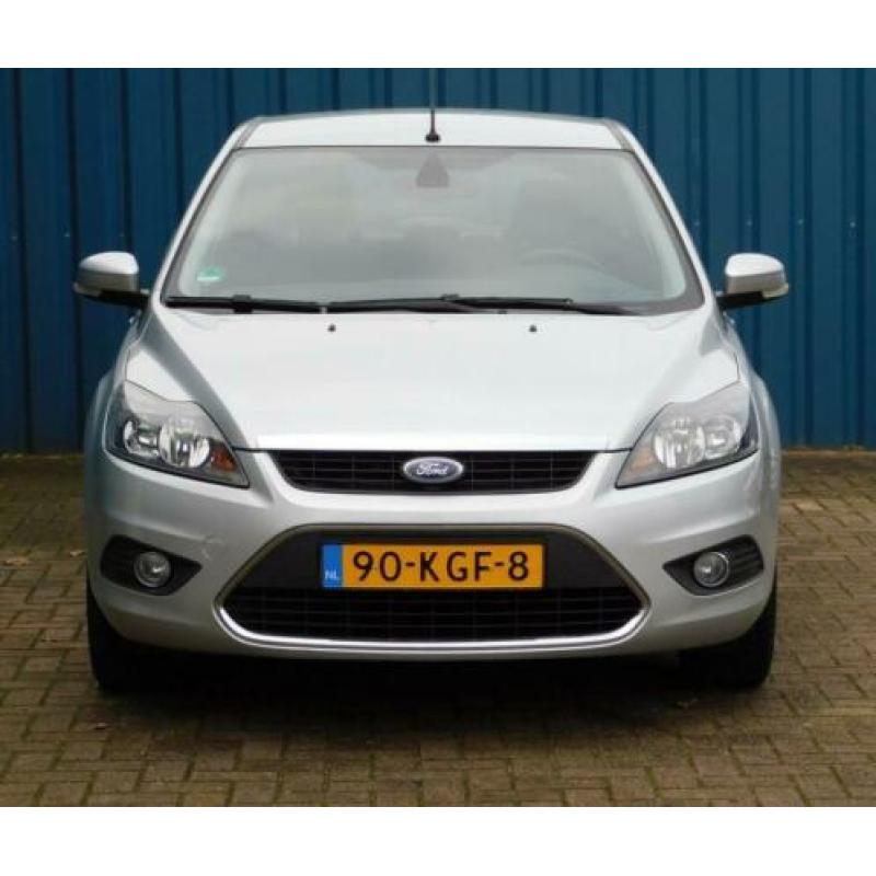 Ford Focus 1.8 Limited " 1 Eign | Navi | Trekhaak | 5 Deurs
