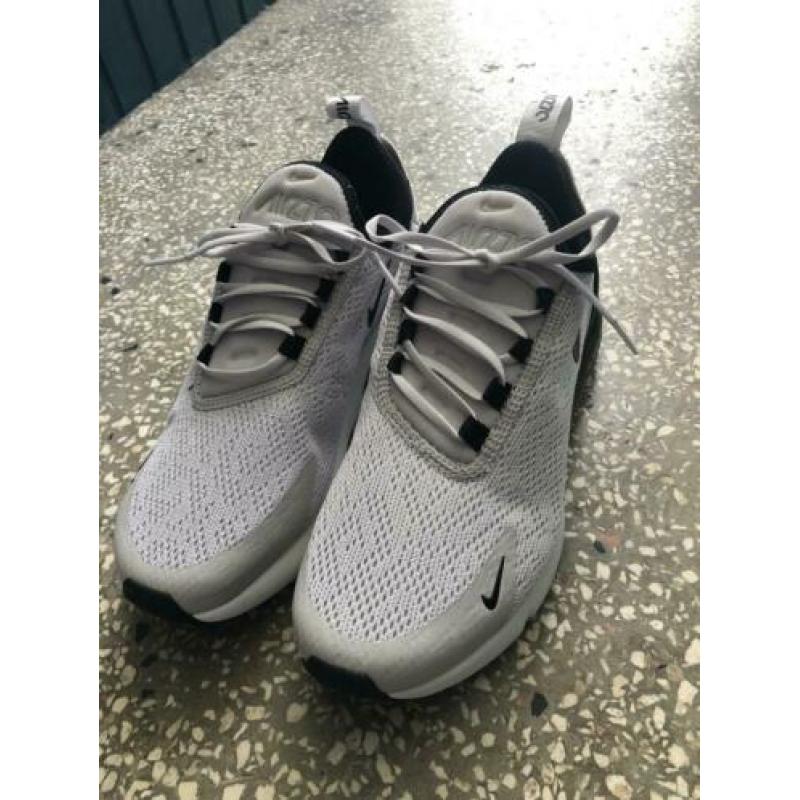 Nike Air Max 270 - 36,5