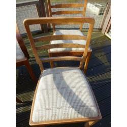 6 eetkamerstoelen