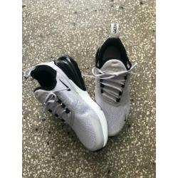 Nike Air Max 270 - 36,5