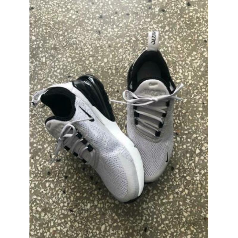 Nike Air Max 270 - 36,5