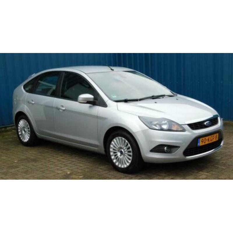 Ford Focus 1.8 Limited " 1 Eign | Navi | Trekhaak | 5 Deurs