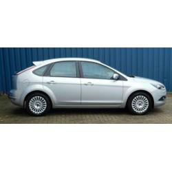 Ford Focus 1.8 Limited " 1 Eign | Navi | Trekhaak | 5 Deurs