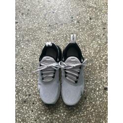 Nike Air Max 270 - 36,5