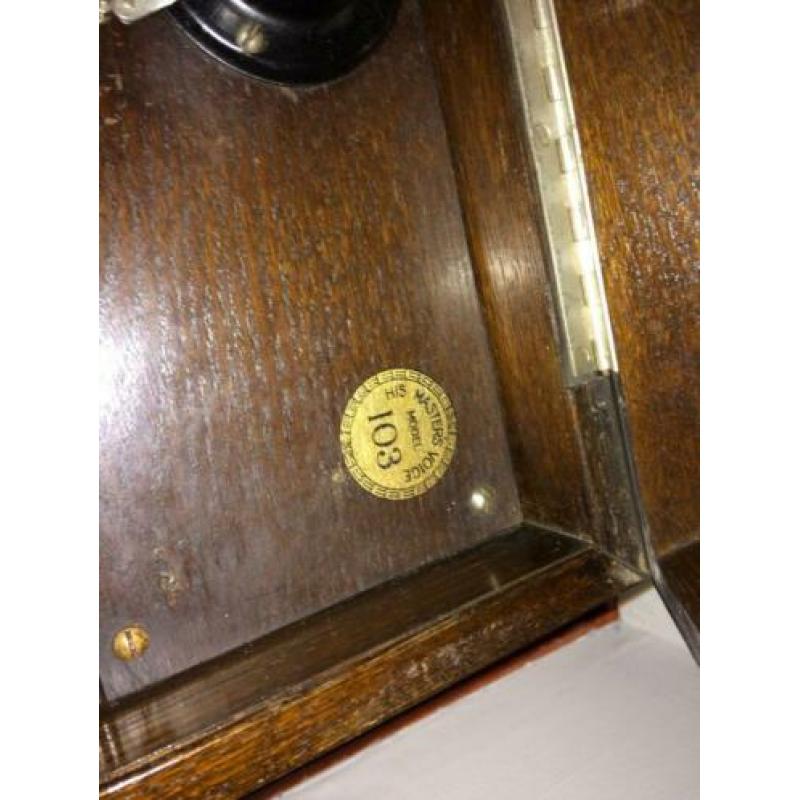 Antieke His Masters Voice grammofoon
