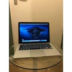 Prachtige Macbook Pro Retina 13 SSD in Nieuwstaat late 2012!