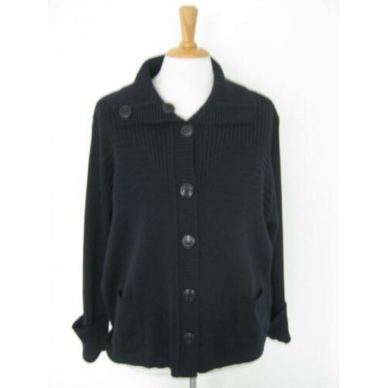 Mooi Freya vest maat 52- 54 .