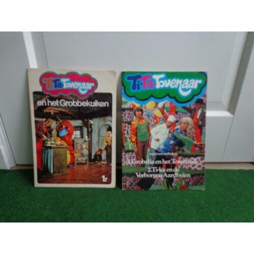 2 plaatjesalbums AH, Tita Tovenaar en het Grobbekuiken,1972
