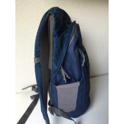 Lowepro Photo Hatchback 16L AW Blauwe fotorugzak + regenhoes
