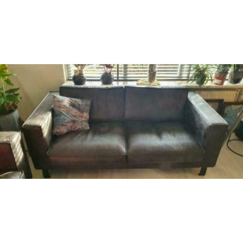Mooie 2,5 zitbank en loveseat