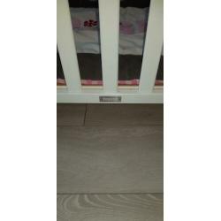 Baby box bopita wit te koop
