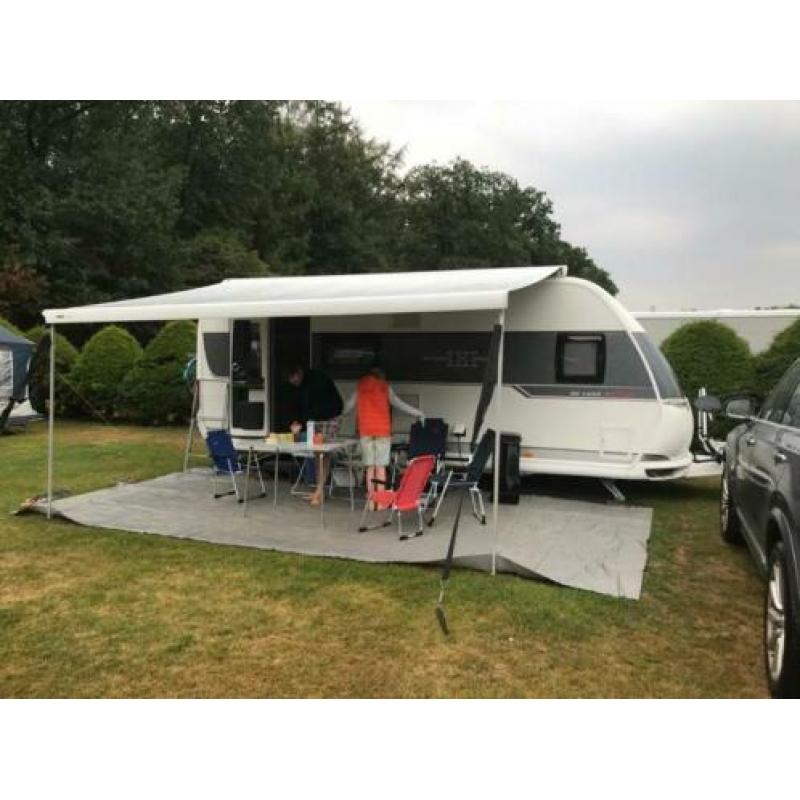 Hobby 560 kmfe de luxe edition 2017 stapelbed mover