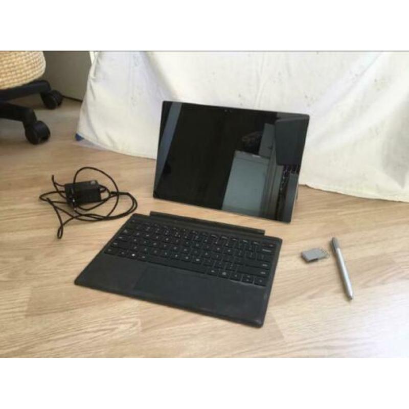 Microsoft Surface Pro 4 - Core M - 4GB - 128GB