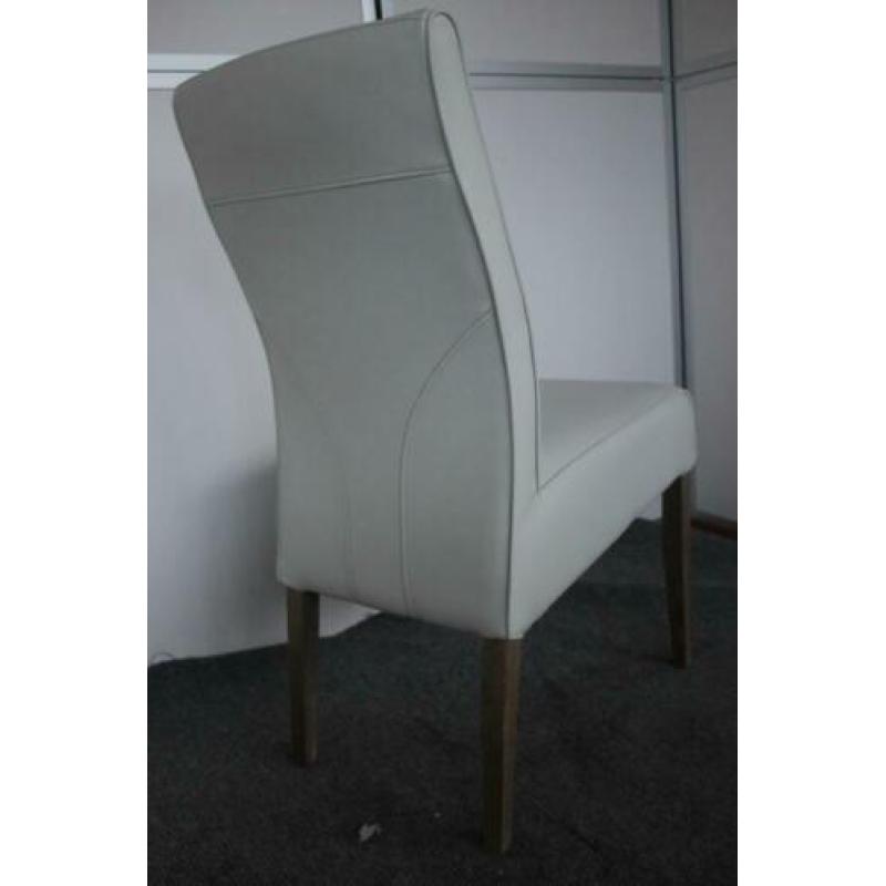 Twee Nieuwe Eetkamerstoelen Henders & Hazel