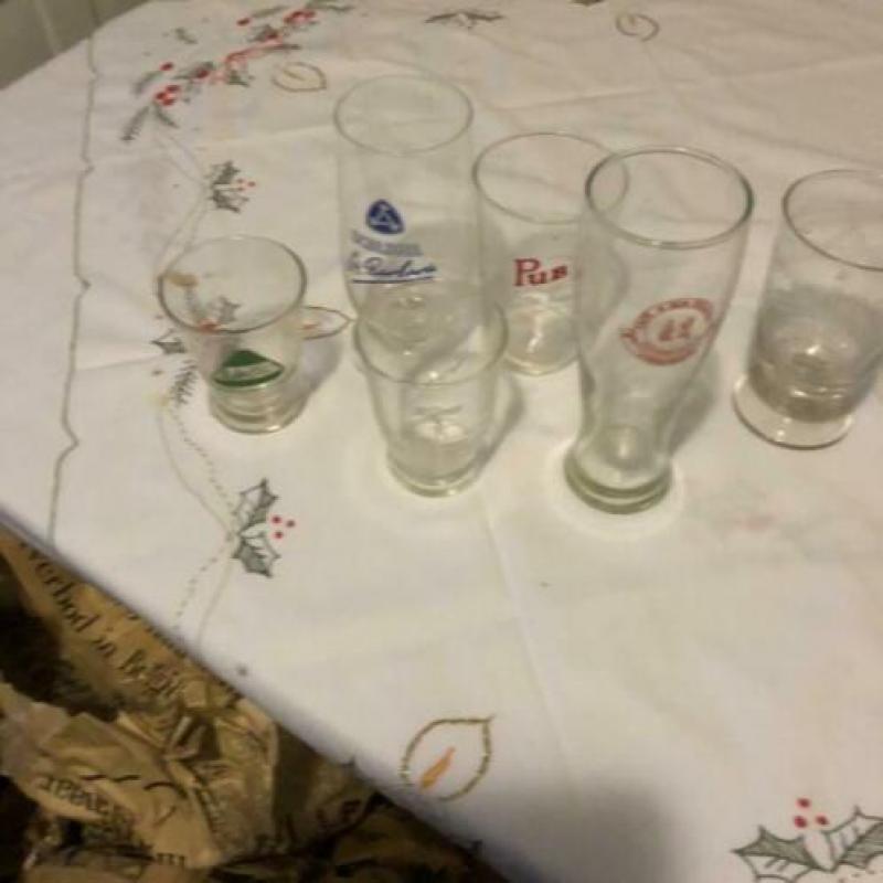 Verzameling bierglazen