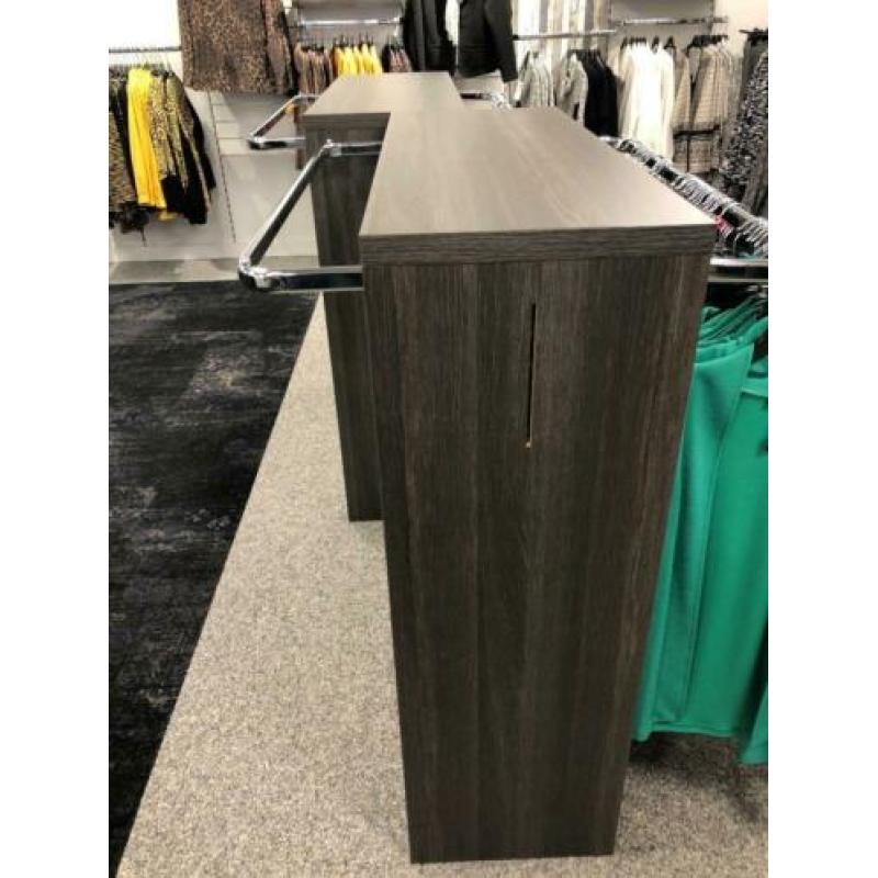 Middenrekken middenunits winkelinterieur 20x