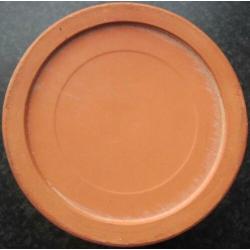 donker beige bloempot met rood-oranje binnenkant