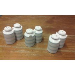 Puckator, wit met blauw servies, theekan, suikerpot, peper