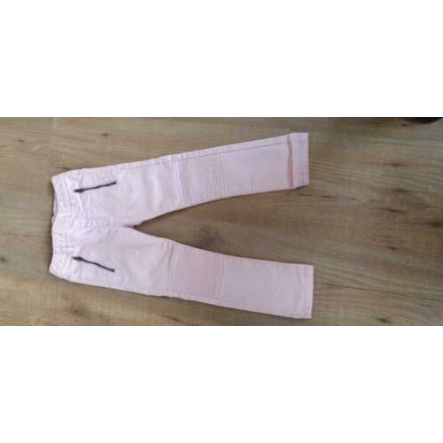 Roze broekje