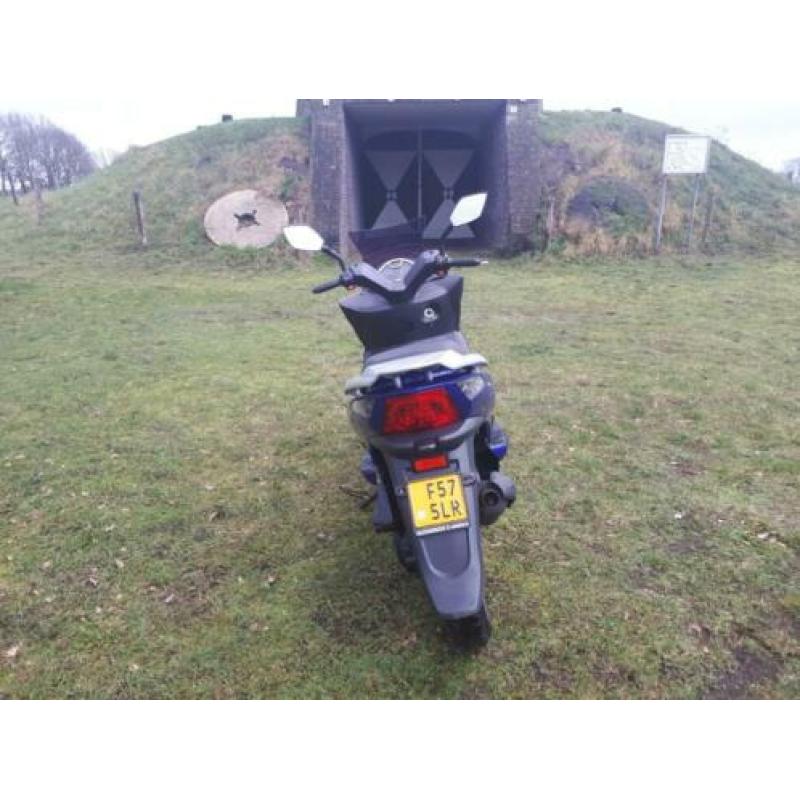 AGM touring in nette staat