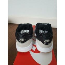 Nike air max 1 zwart wit bone nieuw maat 32