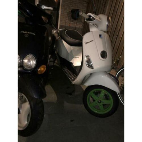 Vespa lx snor 2010 en neos snor neo’s 2takt 2 takt schade