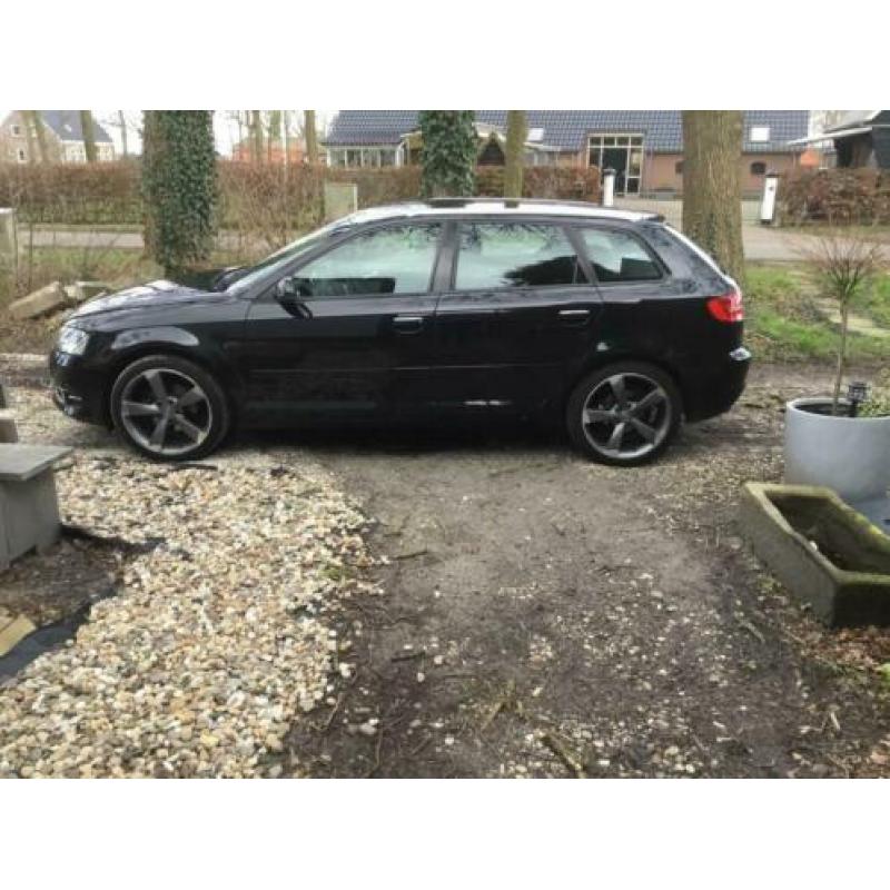 Audi A3 Sportback 1.2TFSI 77KW SB 2011 Zwart