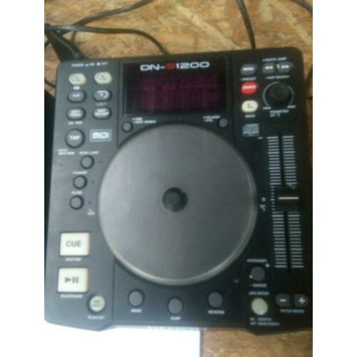 2 x Denon DNS 1200