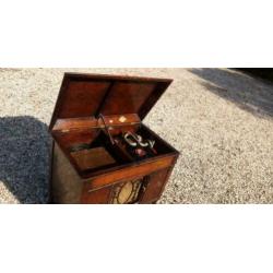 609 a, antieke (goed werkende) grammofoon, GILBERT te koop