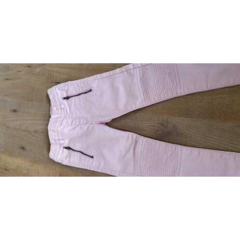 Roze broekje