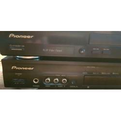 Pioneer stereo set