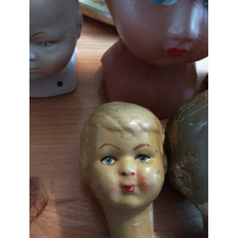 Oude poppen hoofdjes 7x