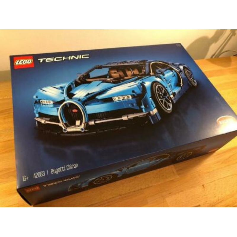 Lego Technic 42083 - Bugatti Chiron (100% compleet)