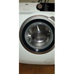 AEG Wasmachine met nog 3 jaar garantie.