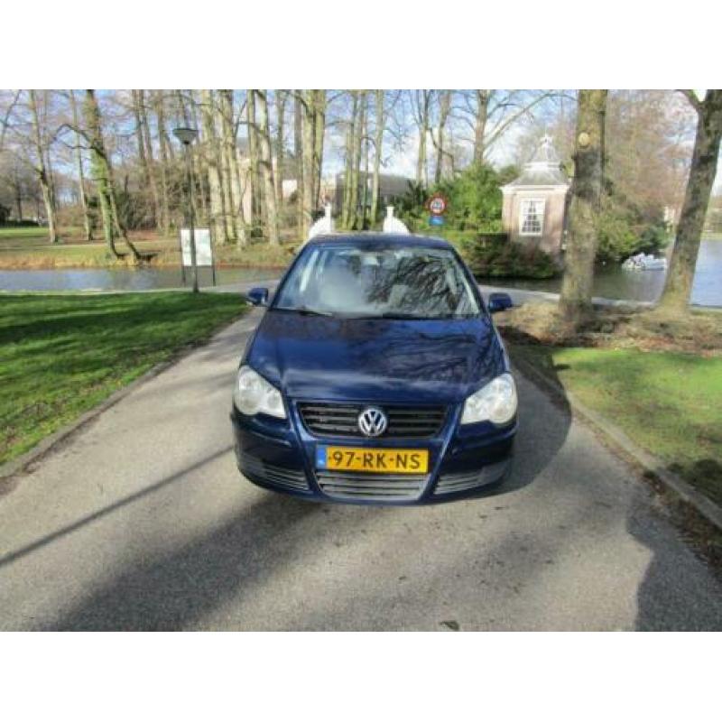 Volkswagen Polo 1.4-16V Turijn 5 deurs.clima.stbekr.electr.r
