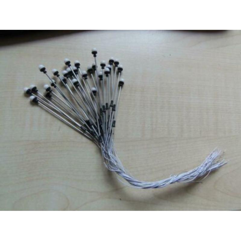 T101 - Metalen bollantaarns LED (H0)