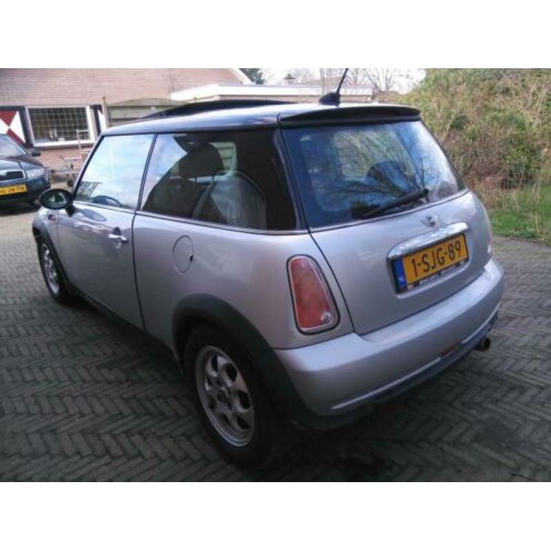 Mini Mini 1.6 16V Cooper 2004 Grijs