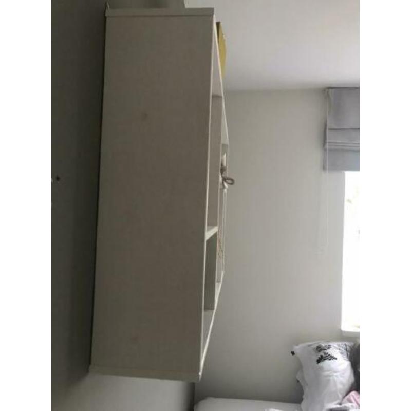 Letterkast, wandkast, hout, wit