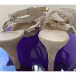 Suède beige slingbacks van LODI maat 38
