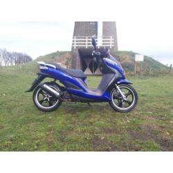 AGM touring in nette staat
