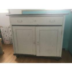 Commode kast
