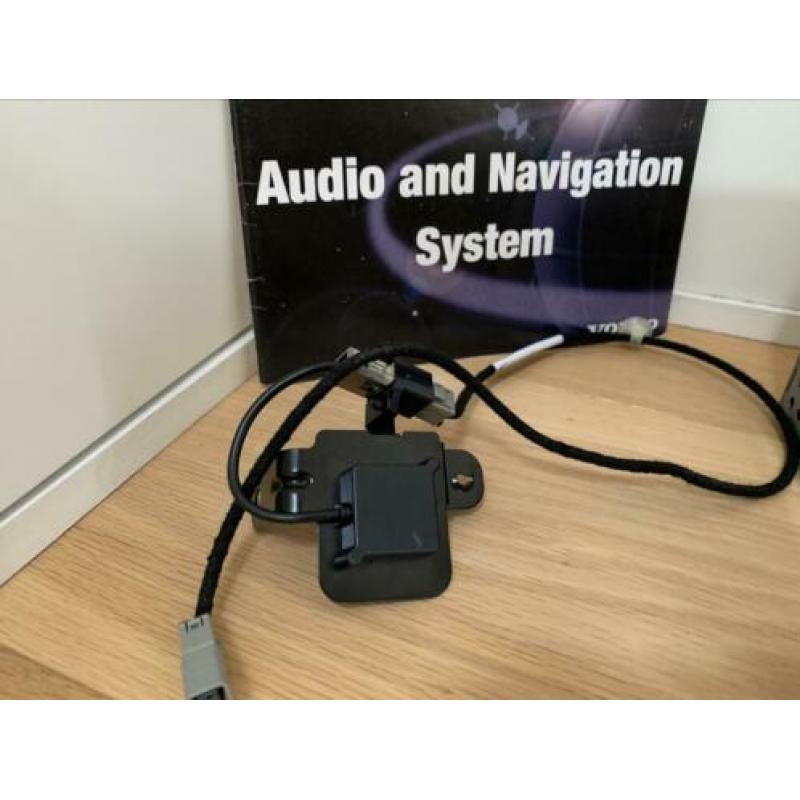 Volvo autoradio HU-1205 met GPS