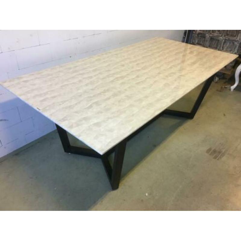 Demomodel eettafel glas 2x1