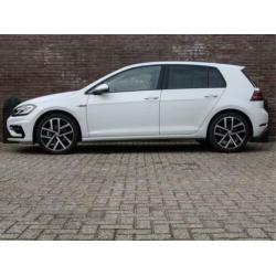v.a. € 454 p/m | Volkswagen Golf 1.5 TSI Highline 150PK DSG