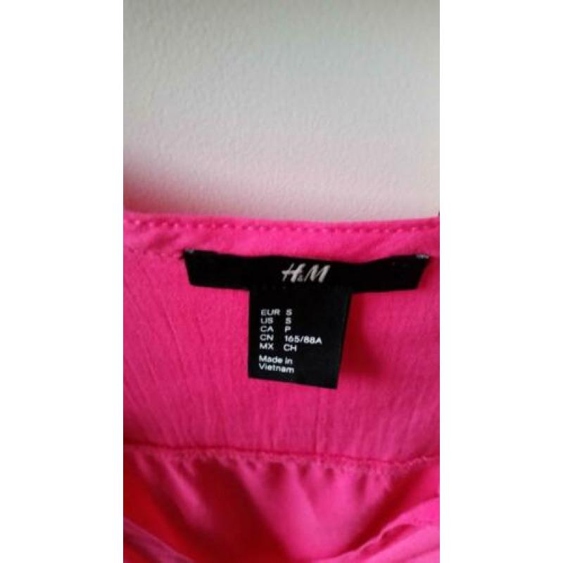 Roze top met v-hals van H&M maat S
