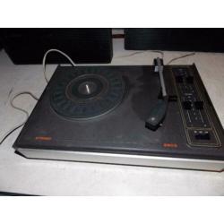 Aristona 2603 platenspeler met ingebouwde versterker en luid