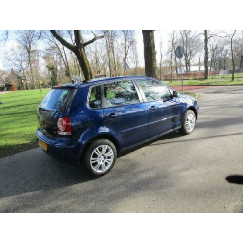 Volkswagen Polo 1.4-16V Turijn 5 deurs.clima.stbekr.electr.r