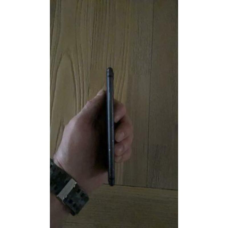 Apple i-phone 8 black edition
