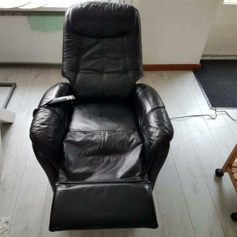 Nieuwstaat nette elektrische sta op relaxstoel zwart leer