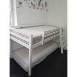 Mooie z.g.a.n. halfhoogslaper wit 1.10 hoog